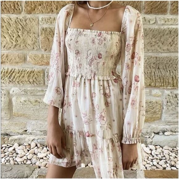 Wilfred Tempest Floral Square Neck Smocked Bodice Mini Dress Women’s Size M - Picture 3 of 11